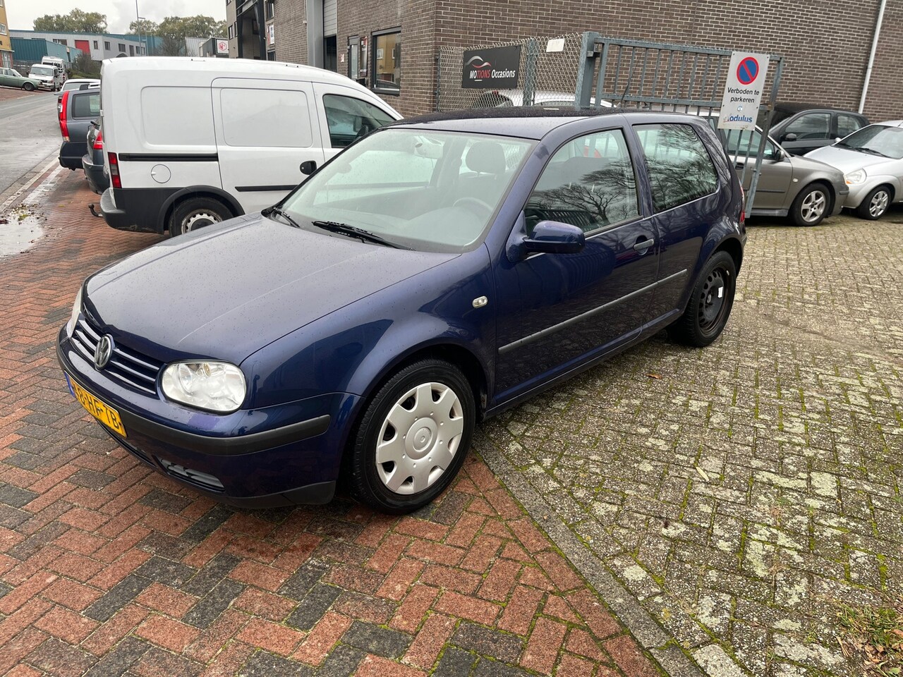 Volkswagen Golf - 1.6-16V Trendline! Airco! Cruisecontrole! - AutoWereld.nl