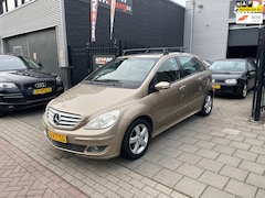Mercedes-Benz B-klasse - 200 Trekhaak Panoramadak NAP APK