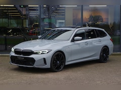 BMW 3-serie Touring - 330e 293 PK xDrive High Executive M-Sport Pro, Kuipstoelen, Panoramadak, Memory, Adap. Cru