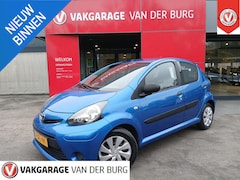 Toyota Aygo - 1.0 VVT-i Now 9230 NAP kilometers UNIEK