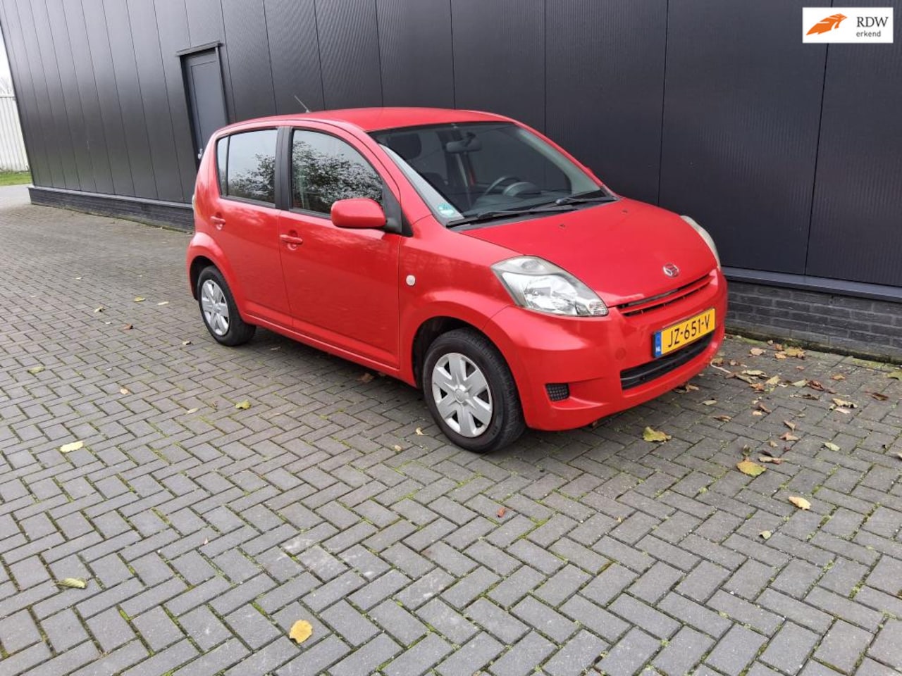Daihatsu Sirion 2 - 1.0-12V Trend / 90174 k.m. - AutoWereld.nl