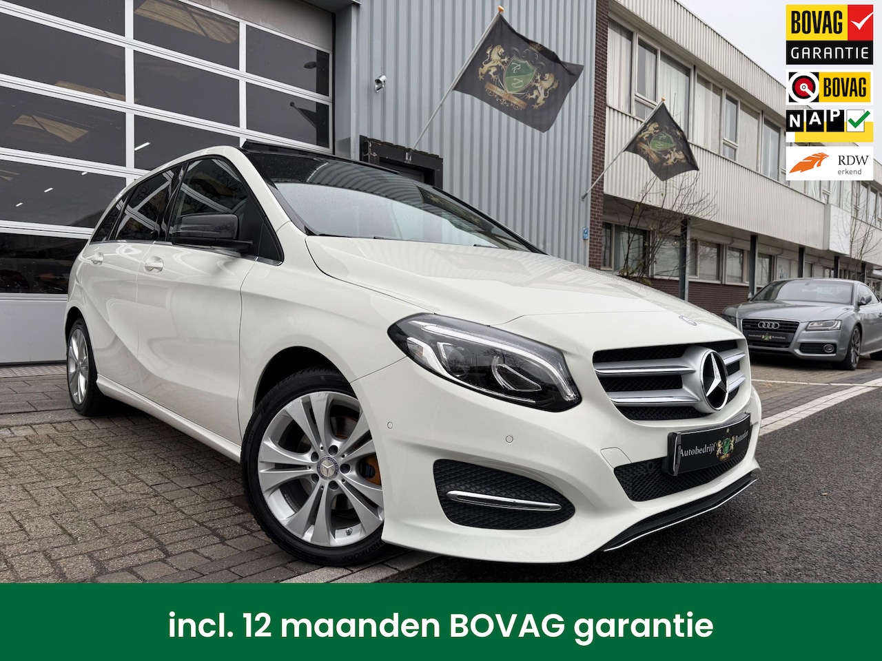 Mercedes-Benz B-klasse - 180 Ambition AUT CAM/LMV18/LEER/PANO - AutoWereld.nl