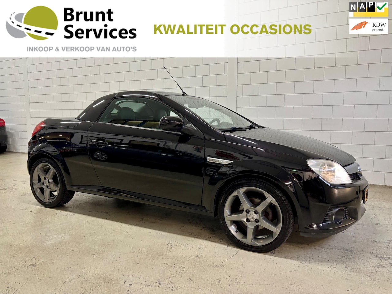 Opel Tigra TwinTop - 1.8-16V Temptation Bj.07|Leer|125Pk|17Inch|Top Staat ! - AutoWereld.nl