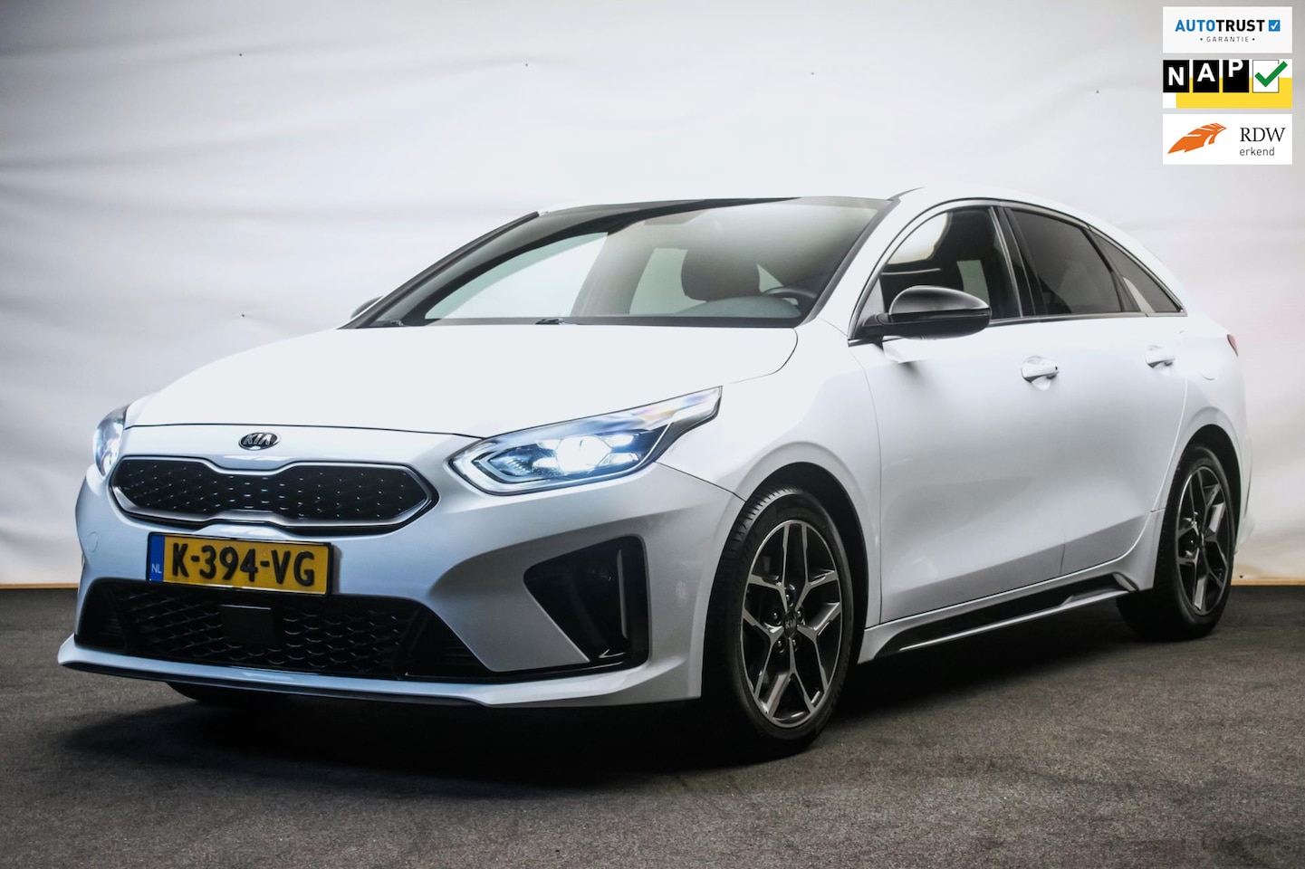 Kia Pro cee'd - 1.0 T-GDI GT-PlusLine [ JBL Memory Digital Dash Keyless Alcantara Camera Carplay El Klep D - AutoWereld.nl