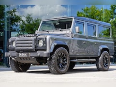 Land Rover Defender 110 - TD5 X-Tech 9-Persoons Automaat