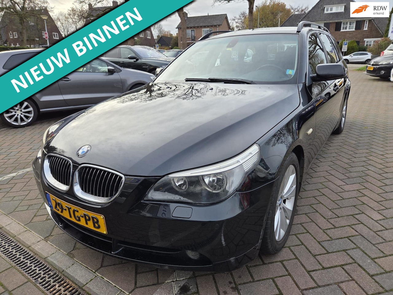BMW 5-serie Touring - 523i Executive NETTE AUTO RIJDT EN SCHAKELT GOED - AutoWereld.nl