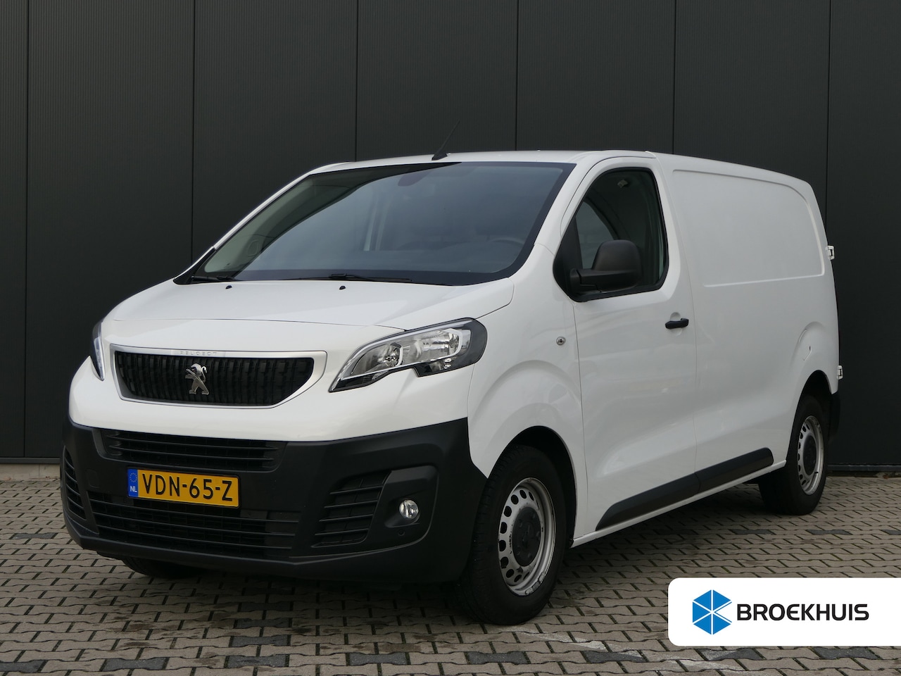 Peugeot Expert - 2.0 BlueHDI 120 Standard Premium | Trekhaak | Navigatie | Betimmering | Camera | Bluetooth - AutoWereld.nl