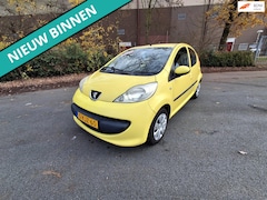 Peugeot 107 - 1.0-12V XS LEUKE AUTO RIJDT EN SCHAKELT GOED