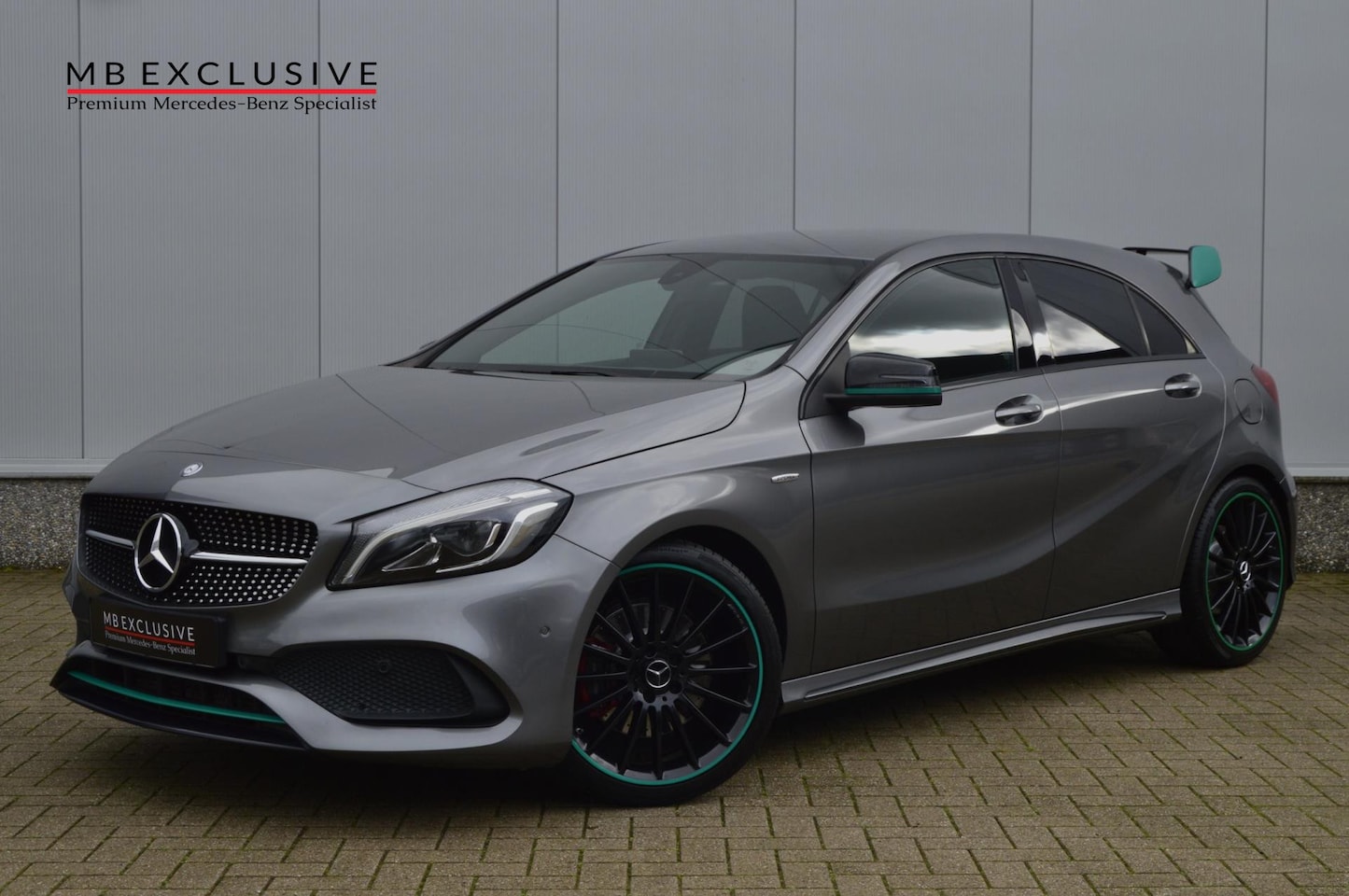 Mercedes-Benz A-klasse - 250 AMG Motorsport Night Edition 218pk 2016 - AutoWereld.nl