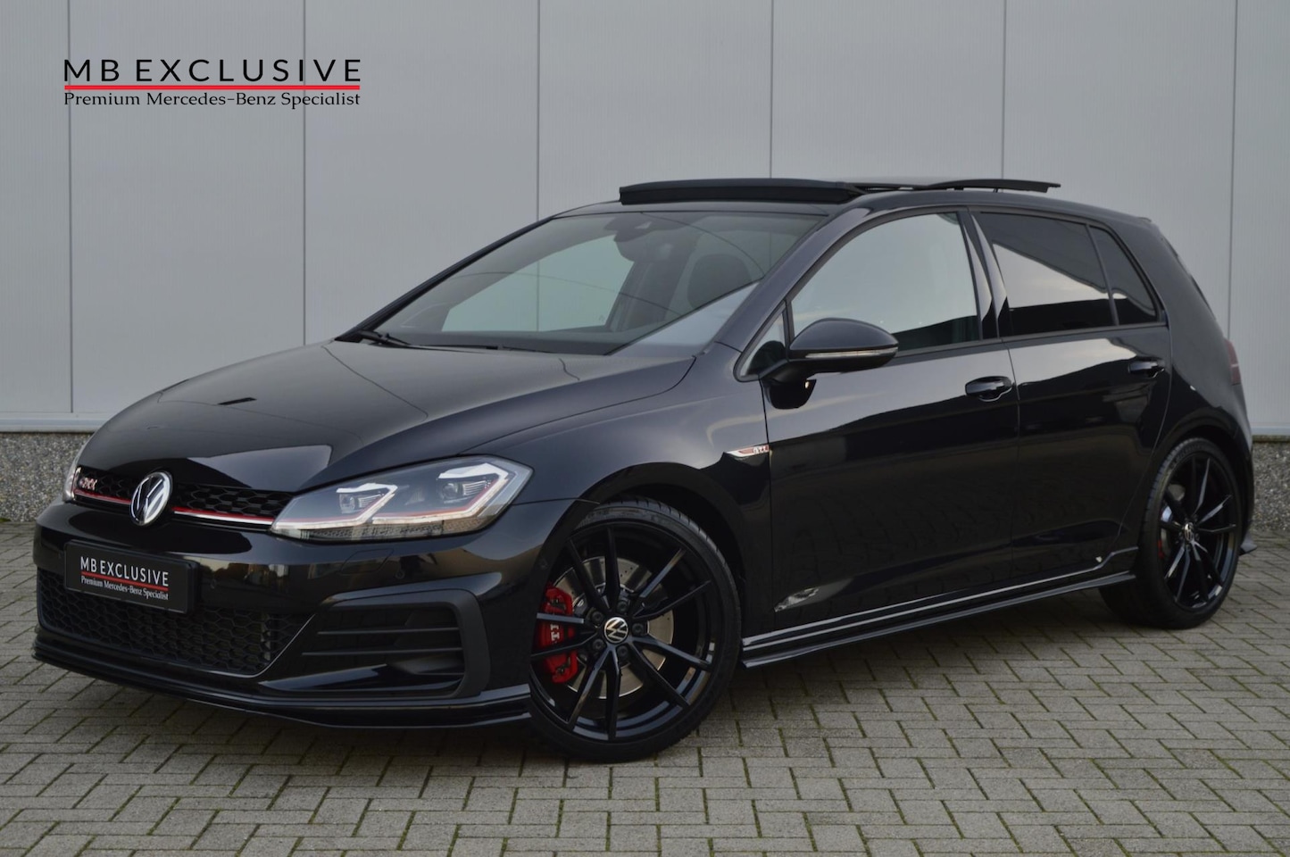 Volkswagen Golf - 7.5 2.0 TSI GTI TCR Perf Pack 290PK (2019) - AutoWereld.nl