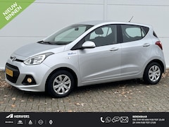 Hyundai i10 - 1.0i i-Motion Comfort / cruise control / airco (automatisch) / uniek interieur / multimedi