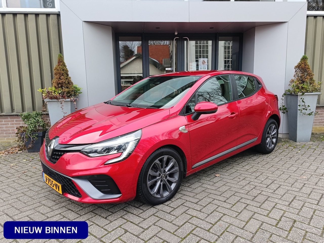Renault Clio - 1.0 TCe Zen | RS Line | Airco | Cruise controle | Bluetooth | - AutoWereld.nl