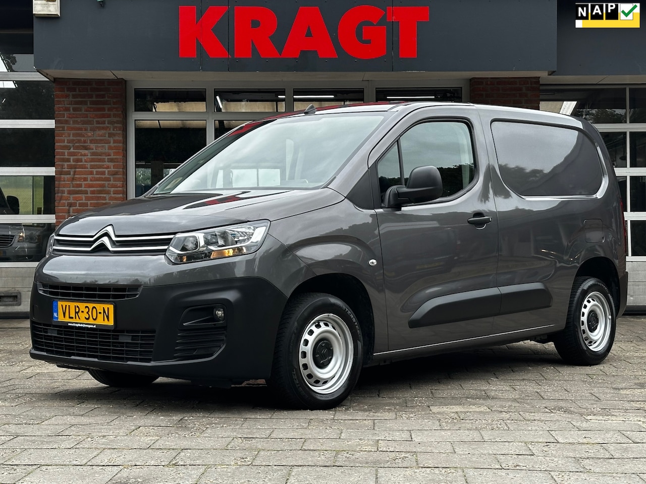 Citroën Berlingo - 1.5 BlueHDI Club EURO6/NAVI/CRUISE/AIRCO/METALLIC LAK/DEALER ONDERHOUDEN/1e EIG/ - AutoWereld.nl