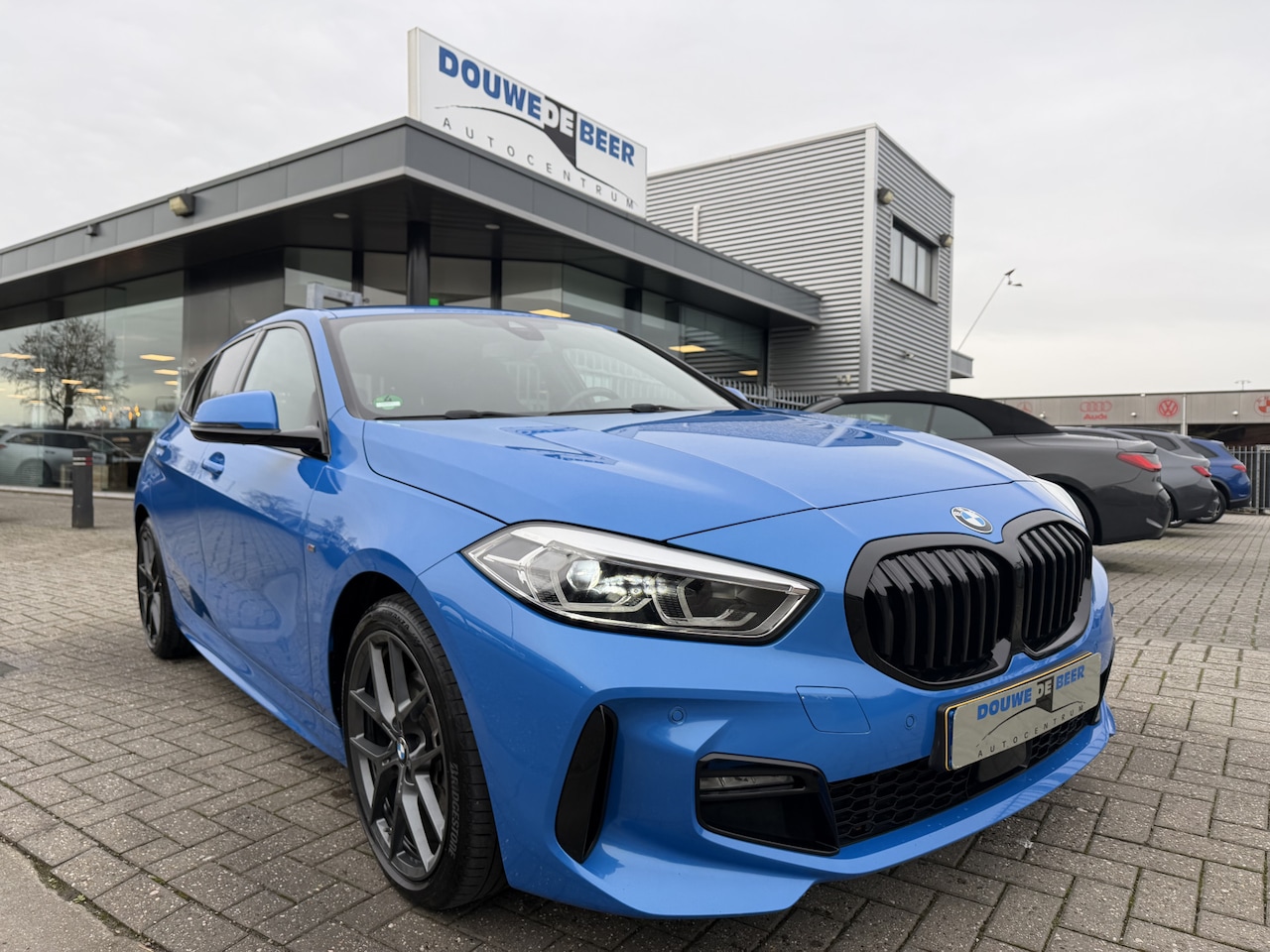 BMW 1-serie - 118i Executive Edition M Sport M-Stoelen | LED | NAP - AutoWereld.nl