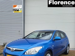 Hyundai i30 - 1.6i Dynamic Nwe apk 2e eigenaar NAP