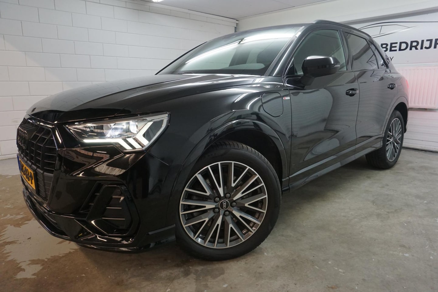 Audi Q3 - 45 TFSI e S edition /DEALER ONDERHOUDEN - AutoWereld.nl