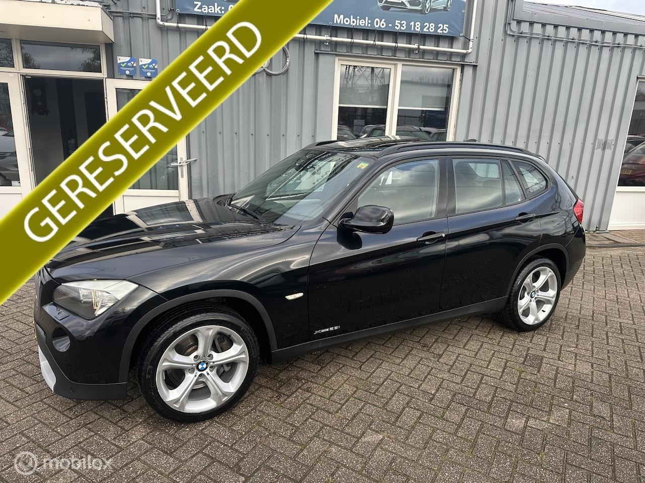 BMW X1 - xDrive28i Executive panoramadak - AutoWereld.nl