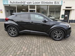 Toyota C-HR - 1.8 Hybrid Bi-tone Trekhaak, Keyless entry, Keyless starten