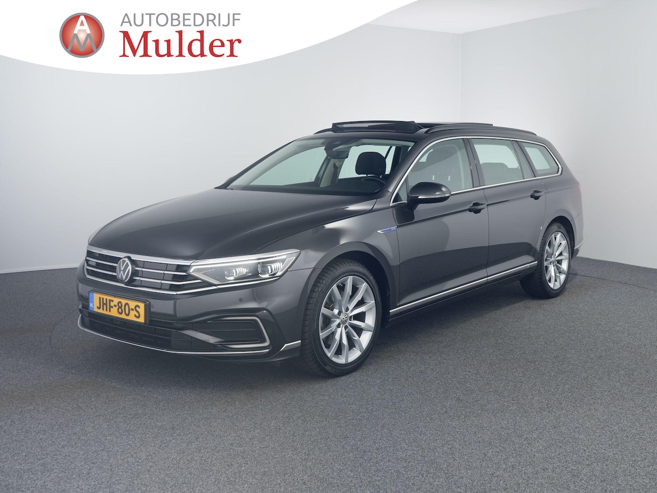 Volkswagen Passat Variant - 1.4 TSI PHEV GTE Business | Matrix IQ | Virtual |Standkachel | Pano | Zwenkhaak | - AutoWereld.nl