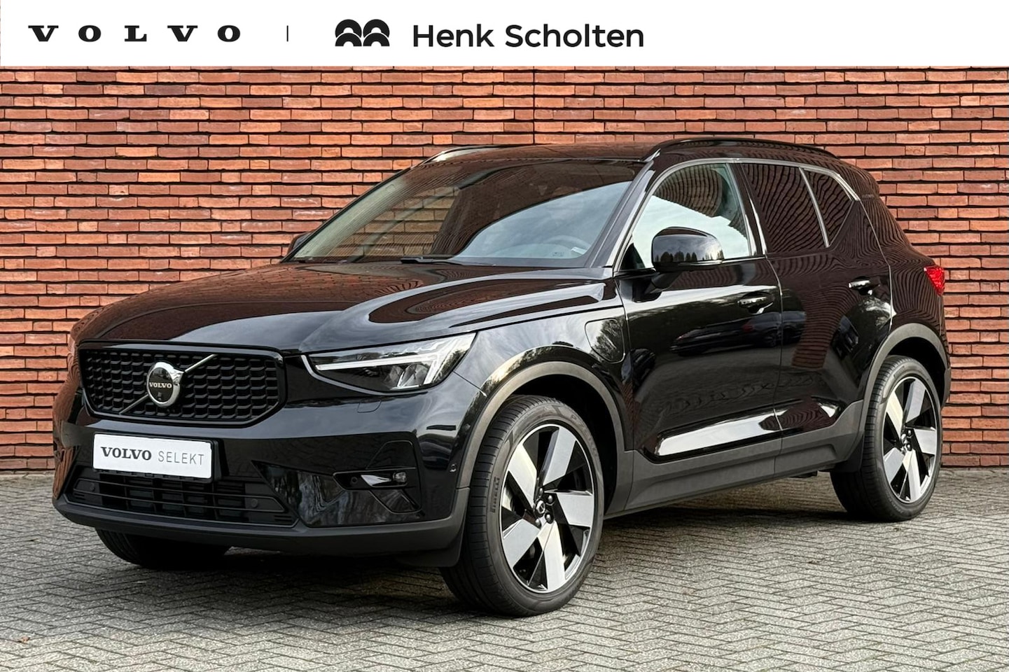 Volvo XC40 - T4 Plug-in hybrid Ultimate Dark | Panoramadak | 360 Graden Camera | Adaptieve Cruise Contr - AutoWereld.nl