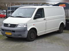 Volkswagen Transporter - 1.9 TDI L2H1 Versnellingsbak defect