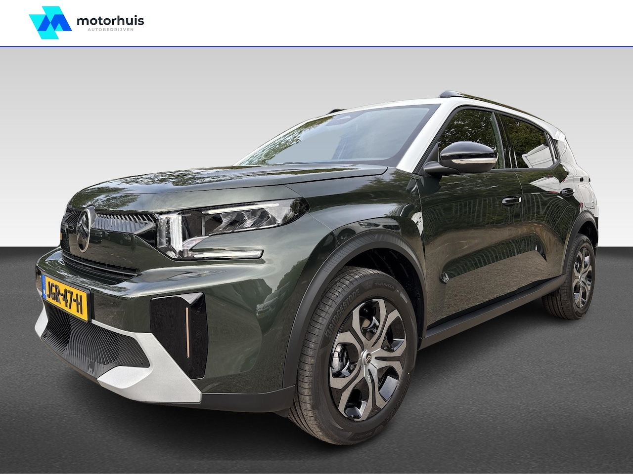 Citroën C3 Aircross - | Hybrid 145 pk Automaat | PLUS | Montana Green | Two-Tone | Camera | 10,25” Touchscreen | - AutoWereld.nl