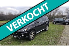 Mitsubishi Outlander - 2.2 DI-D Intense