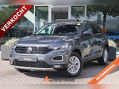 Volkswagen T-Roc - 1.0 Style TSI 115pk | Virtual | Pano | Sensoren | LED | Adaptive | Climate | Navi | Carpla