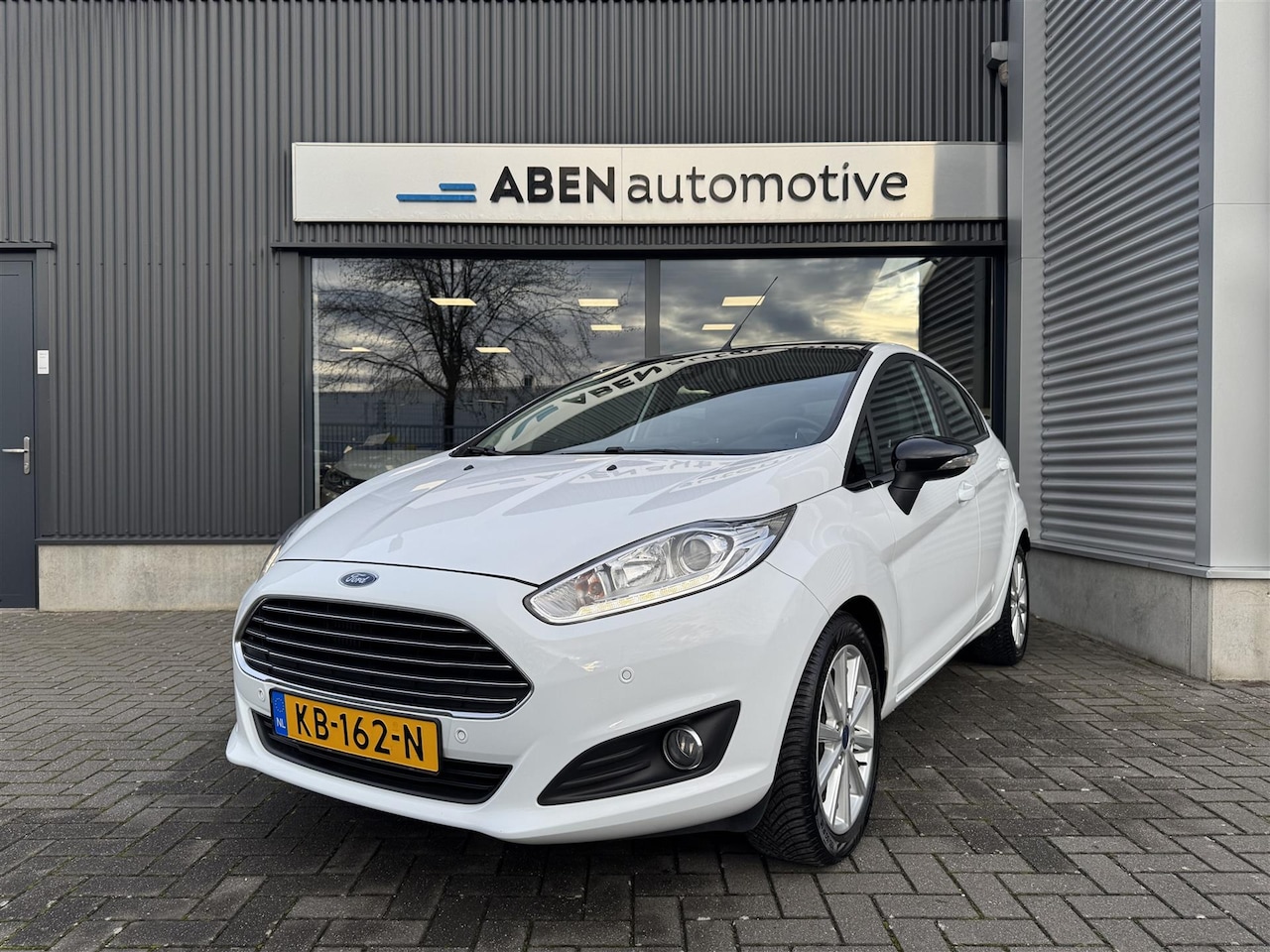 Ford Fiesta - 1.0 EcoBoost Titanium 1.0 Ecoboost 100PK Titanium (NAVI|PDC|CRUISE|4-SEIZ.) - AutoWereld.nl