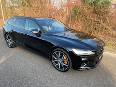 Volvo V60 - 2.0 T8 AWD Polestar Engineered