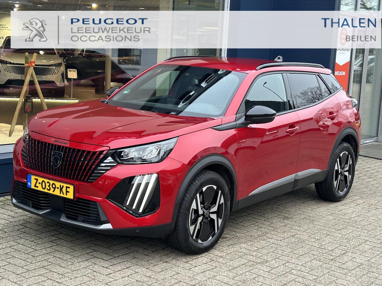 Peugeot 2008 - 1.2 Turbo 100 PK Allure | Trekhaak 1200KG | Navigatie | LED Verlichting | Parkeercamera | - AutoWereld.nl