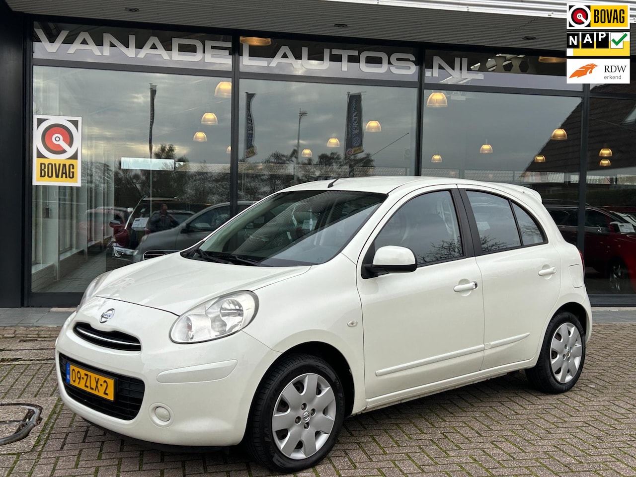 Nissan Micra - 1.2 DIG-S Acenta 5Drs Airco Bluetooth Elek.Pakket NAP NL-Auto Volledig Dealeronderhouden! - AutoWereld.nl