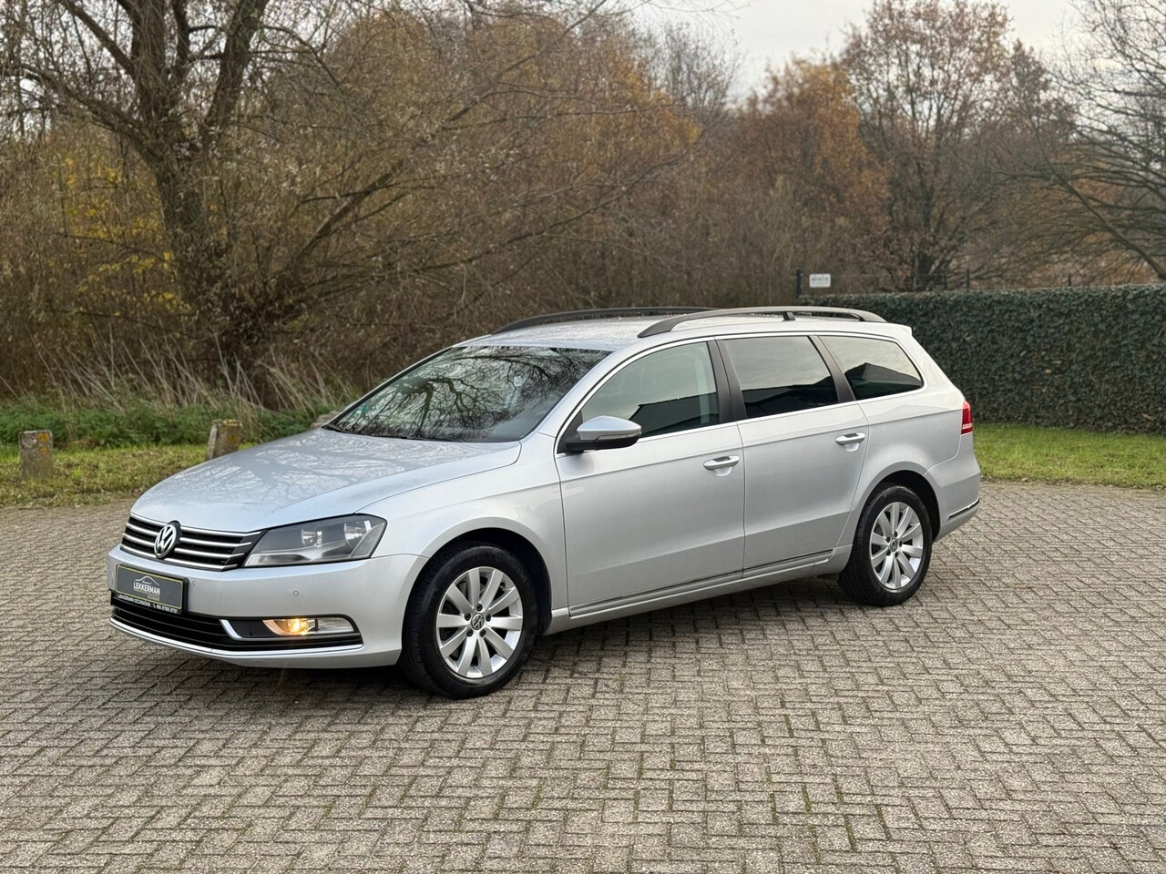 Volkswagen Passat - 1.4 TSI Highline DSG I PDC I WEINIG KM I NWE APK I CRUISE I NAVI - AutoWereld.nl
