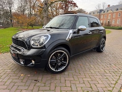 MINI Countryman - 1.6 Cooper S ALL4 Salt Mini Countryman 1.6 Cooper S All4 AUT 2012 Luxe Pakket Zwart Pano Leder Trekhaak