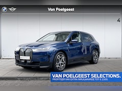 BMW iX - xDrive40 22 Inch / Comfort Acces / Electrische Zwenkhaak / Getinte Ramen Achter / Warmte C