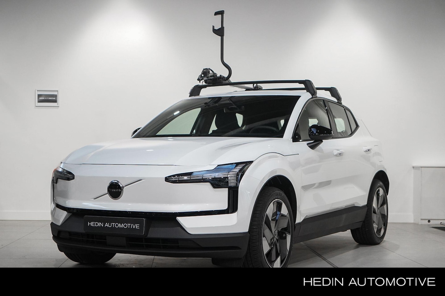 Volvo EX30 - Single Motor Extended Range Europa 17% Bijtelling | Elek. Verstelbare Voorstoelen | Harman - AutoWereld.nl