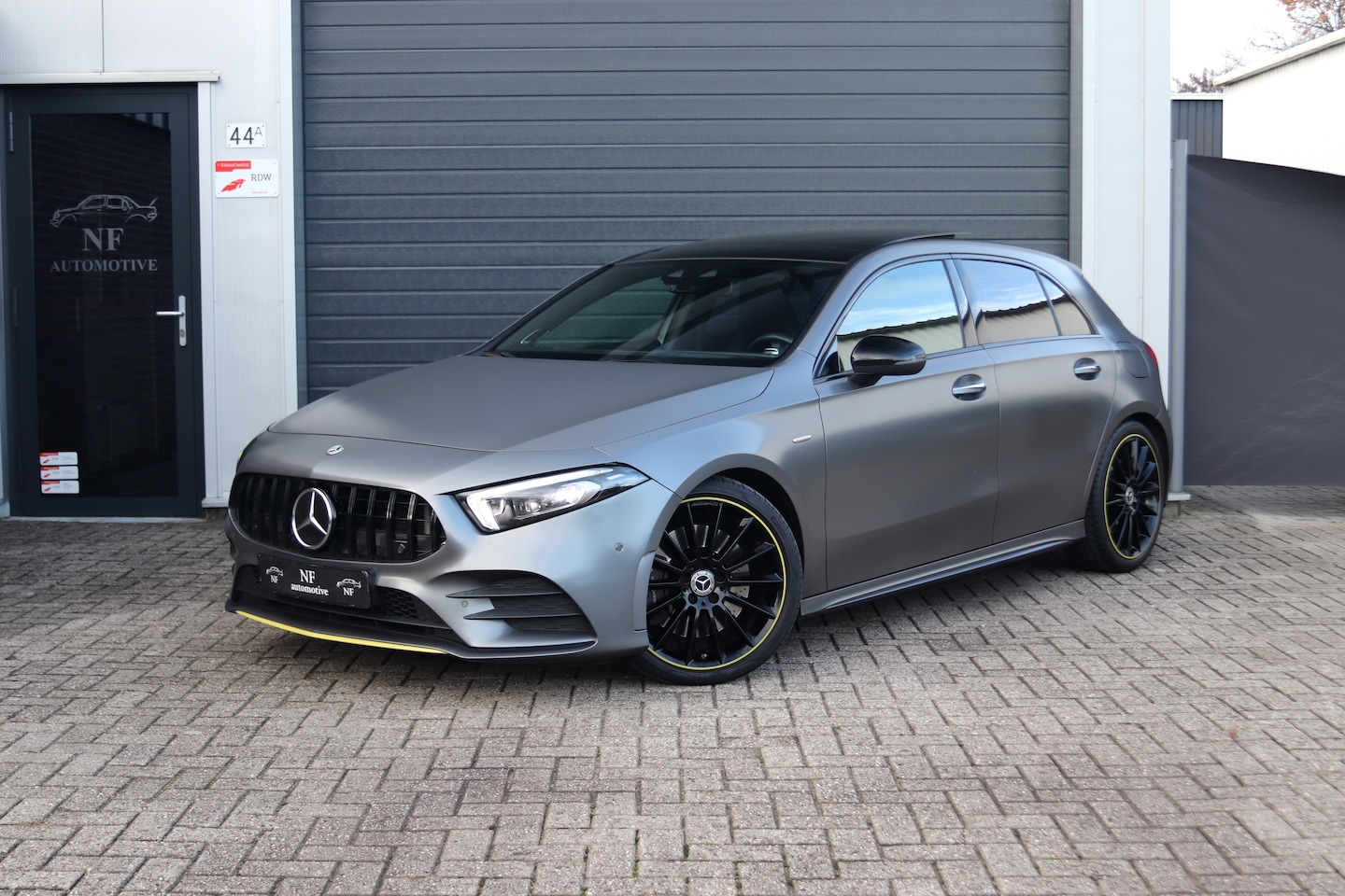 Mercedes-Benz A-klasse - 250 Premium Plus A250 W177 - AMG Line - Edition 1 - VOL! - AutoWereld.nl