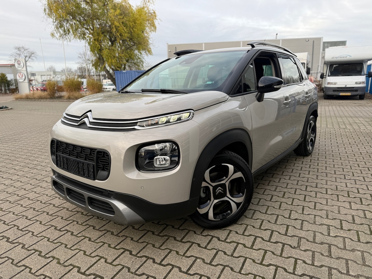 Citroën C3 Aircross - 1.2 PureTech S&S Shine AUTOMAAT (BOVAG/RIJKLAARPRIJS) - AutoWereld.nl