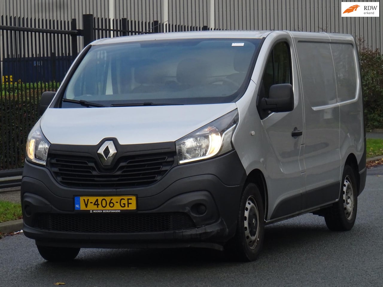 Renault Trafic - 1.6 dCi T27 L1H1 Générique NAP/APK 10-2026 - AutoWereld.nl