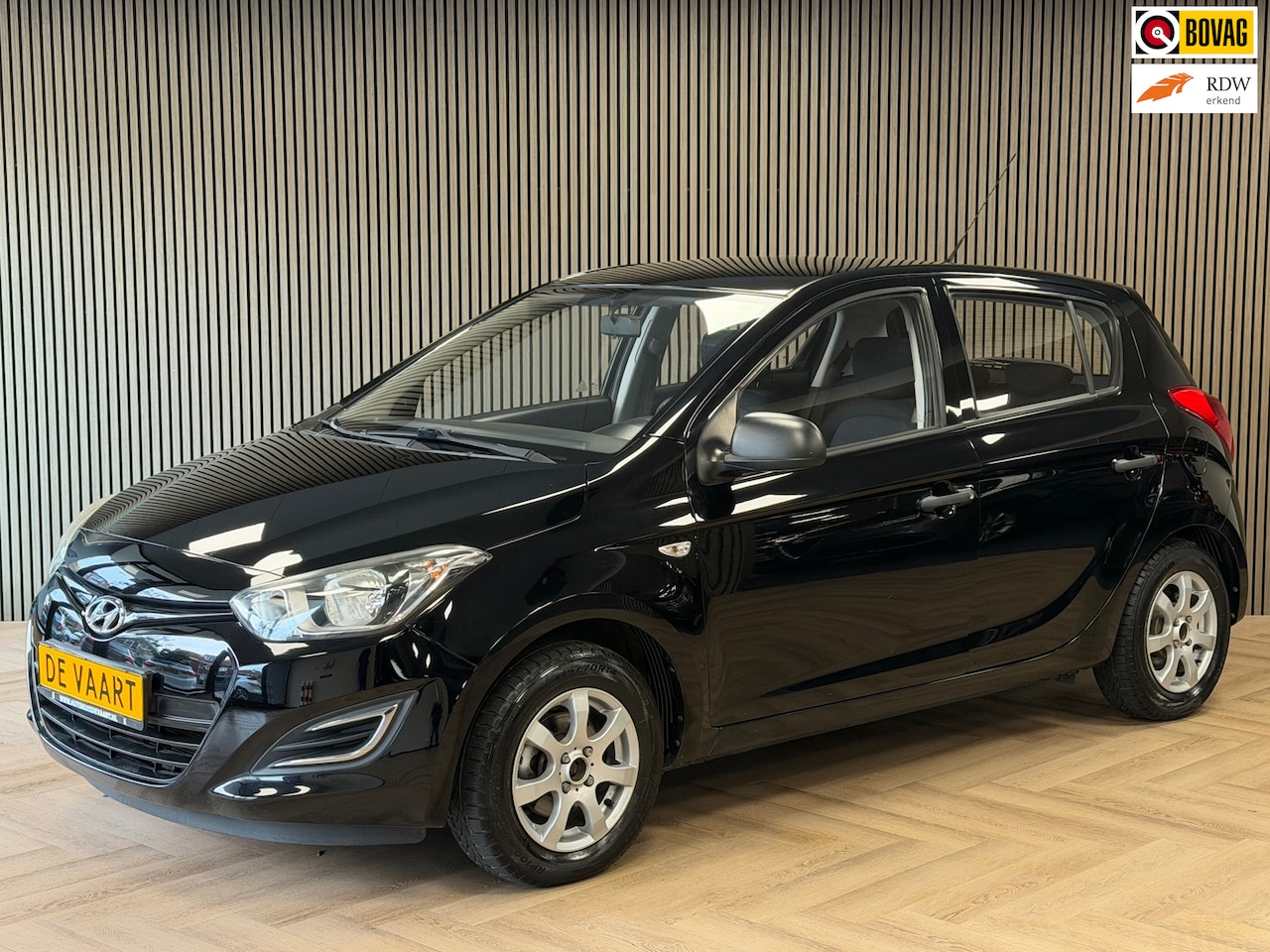 Hyundai i20 - 1.2i TREKHAAK AIRCO AUX ELEKTR. PAKKET - AutoWereld.nl