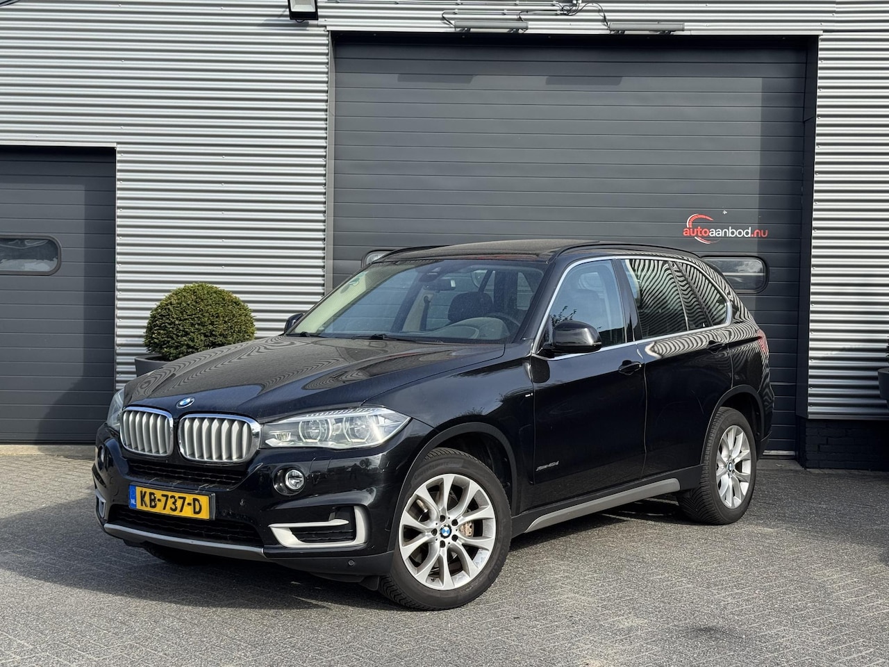 BMW X5 - xDrive40d High Executive ENGINE NOT GOOD | Panoramadak | Camera | Lederen Bekleding | Stan - AutoWereld.nl
