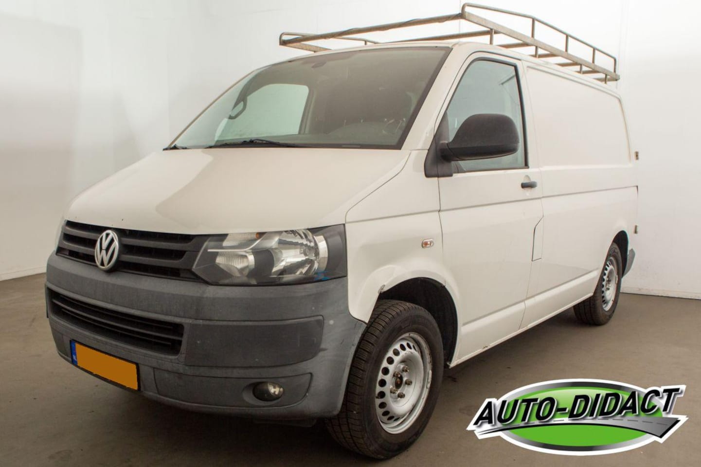 Volkswagen Transporter - 2.0 TDI Airco Navi - AutoWereld.nl