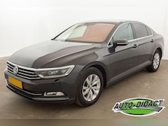 Volkswagen Passat - 1.4 TSI Automaat Clima Navi Comfortline Business