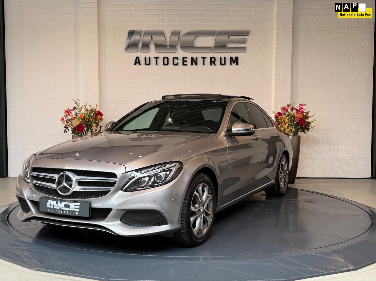 Mercedes-Benz C-klasse - 350 e | Pano | Camera | Ambiance - AutoWereld.nl