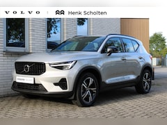 Volvo XC40 - B4 Automaat Plus Dark | Verwarmbare Voorstoelen en Stuurwiel | Semi-Elektrische Trekhaak |