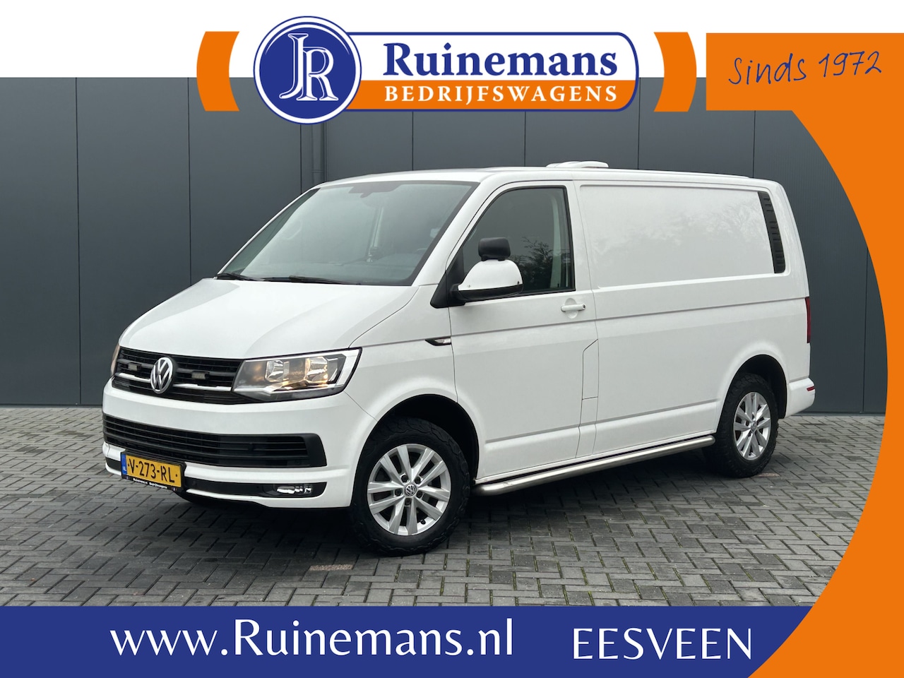 Volkswagen Transporter - 2.0 TDI 150 PK / 4MOTION / 1e EIG. / L1H1 / TREKHAAK / ACHTERKLEP / AIRCO / CRUISE / 3-ZIT - AutoWereld.nl