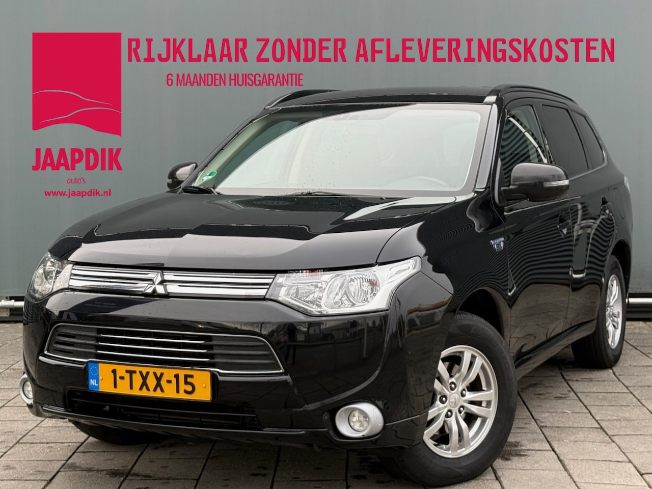 Mitsubishi Outlander - BWJ 2014 | 2.0 PHEV 203PK Bus. Edition | TREKHAAK | CLIMA | LEDER/STOF | CAMERA A | LICHTM - AutoWereld.nl