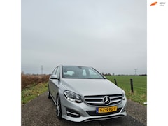 Mercedes-Benz B-klasse - 180 Ambition AUTOMAAT - STOELVERWARMING - LM VELGEN