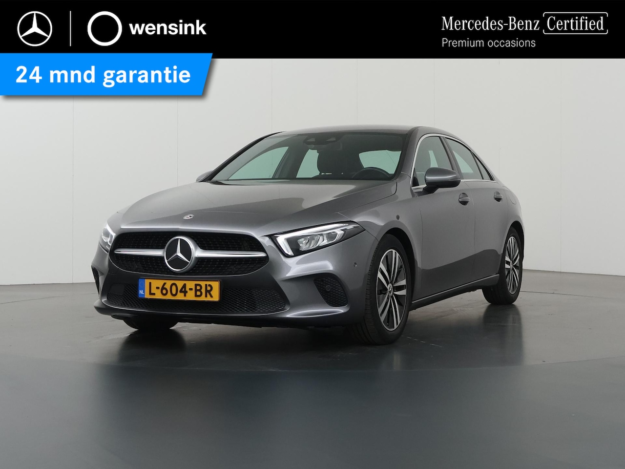 Mercedes-Benz A-klasse - 180 Business Solution Luxury | Trekhaak | Stoelverwarming | Widescreen | Achteruitrijcamer - AutoWereld.nl