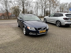 Volvo V70 - 1.6 T4 Limited Edition LEER STOELVERWARMING NAVI